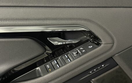 Land Rover Range Rover Evoque II, 2020 год, 3 700 000 рублей, 13 фотография