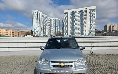 Chevrolet Niva I рестайлинг, 2015 год, 640 000 рублей, 3 фотография
