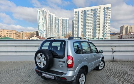 Chevrolet Niva I рестайлинг, 2015 год, 640 000 рублей, 2 фотография