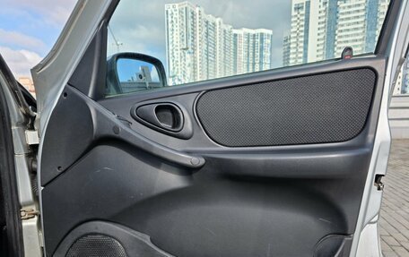 Chevrolet Niva I рестайлинг, 2015 год, 640 000 рублей, 16 фотография