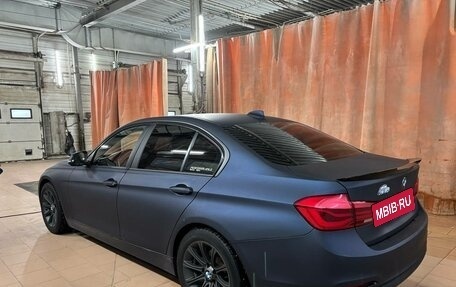 BMW 3 серия, 2018 год, 1 650 000 рублей, 4 фотография