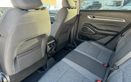 Geely Emgrand, 2023 год, 1 590 000 рублей, 18 фотография