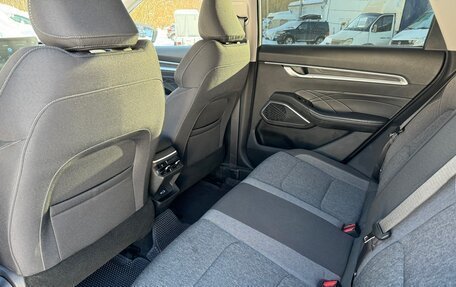 Geely Emgrand, 2023 год, 1 590 000 рублей, 17 фотография