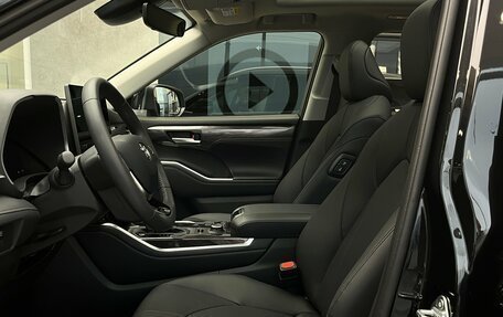 Toyota Highlander, 2026 год, 6 299 000 рублей, 22 фотография