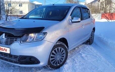 Renault Sandero II рестайлинг, 2015 год, 538 000 рублей, 2 фотография
