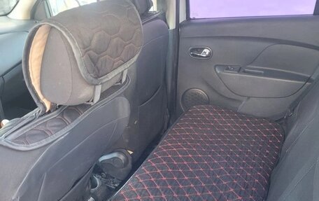 Renault Sandero II рестайлинг, 2015 год, 538 000 рублей, 9 фотография