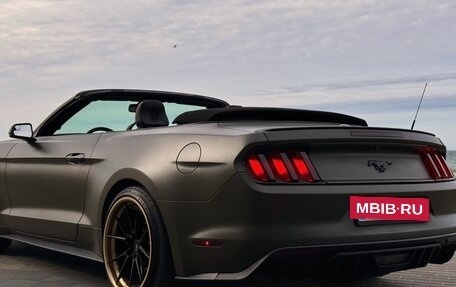 Ford Mustang VI рестайлинг, 2016 год, 2 950 000 рублей, 5 фотография