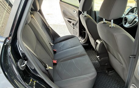 Ford Fiesta, 2015 год, 895 000 рублей, 10 фотография