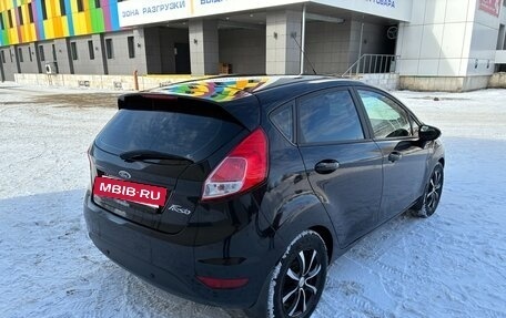 Ford Fiesta, 2015 год, 895 000 рублей, 5 фотография