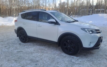 Toyota RAV4, 2013 год, 2 150 000 рублей, 3 фотография