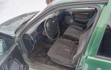 Opel Vectra A, 1994 год, 65 000 рублей, 5 фотография