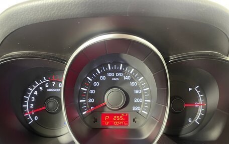 KIA Rio III рестайлинг, 2015 год, 1 050 000 рублей, 15 фотография