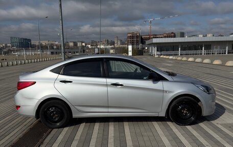 Hyundai Solaris II рестайлинг, 2016 год, 910 000 рублей, 5 фотография