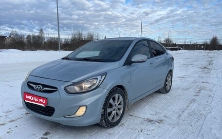 Hyundai Solaris II рестайлинг, 2013 год, 500 000 рублей, 1 фотография
