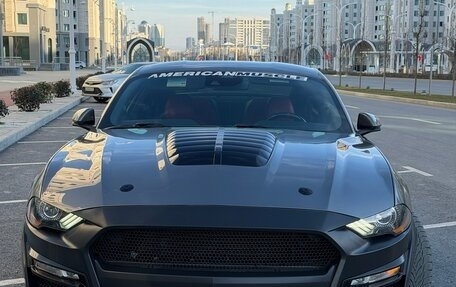 Ford Mustang VI рестайлинг, 2021 год, 3 500 000 рублей, 2 фотография