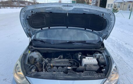 Hyundai Solaris II рестайлинг, 2013 год, 500 000 рублей, 7 фотография