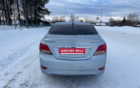 Hyundai Solaris II рестайлинг, 2013 год, 500 000 рублей, 5 фотография