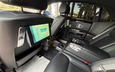 Rolls-Royce Ghost I, 2017 год, 18 000 000 рублей, 13 фотография