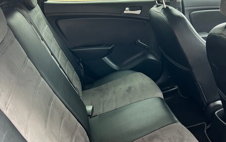 Hyundai Solaris II рестайлинг, 2011 год, 710 000 рублей, 10 фотография