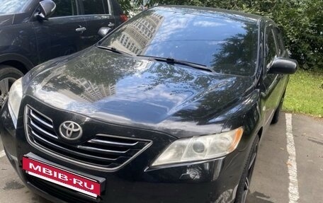 Toyota Camry, 2009 год, 820 000 рублей, 2 фотография