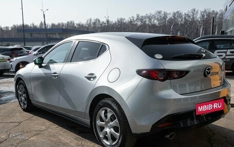 Mazda 3, 2019 год, 1 575 000 рублей, 9 фотография
