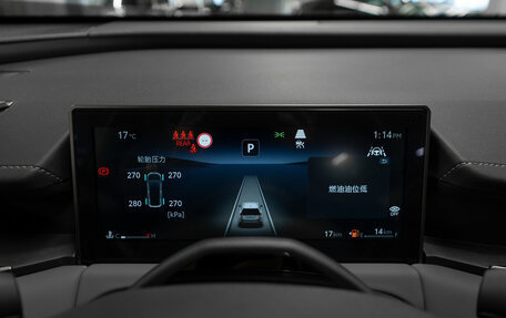 Toyota RAV4, 2025 год, 4 950 000 рублей, 12 фотография