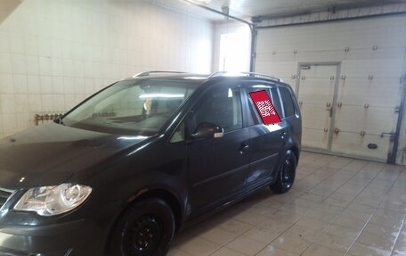 Volkswagen Touran III, 2008 год, 750 000 рублей, 27 фотография