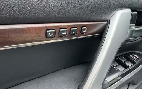 Toyota Land Cruiser 200, 2016 год, 5 990 000 рублей, 15 фотография