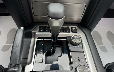 Toyota Land Cruiser 200, 2016 год, 5 990 000 рублей, 29 фотография