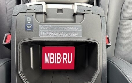 Toyota Land Cruiser 200, 2016 год, 5 990 000 рублей, 30 фотография