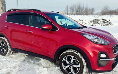 KIA Sportage IV рестайлинг, 2020 год, 2 800 000 рублей, 3 фотография