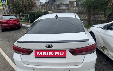 KIA Optima IV, 2018 год, 860 000 рублей, 2 фотография