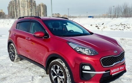 KIA Sportage IV рестайлинг, 2020 год, 2 800 000 рублей, 2 фотография