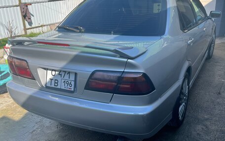 Isuzu Aska IV, 2000 год, 650 000 рублей, 4 фотография