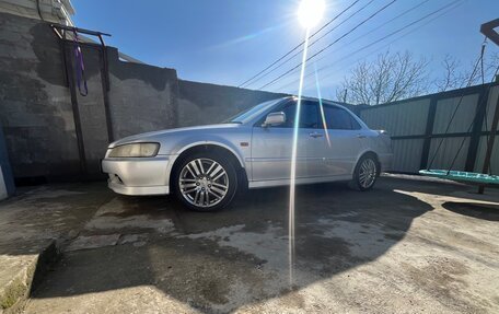 Isuzu Aska IV, 2000 год, 650 000 рублей, 11 фотография