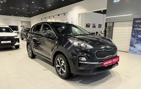 KIA Sportage IV рестайлинг, 2020 год, 2 119 000 рублей, 3 фотография