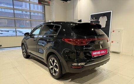 KIA Sportage IV рестайлинг, 2020 год, 2 119 000 рублей, 6 фотография