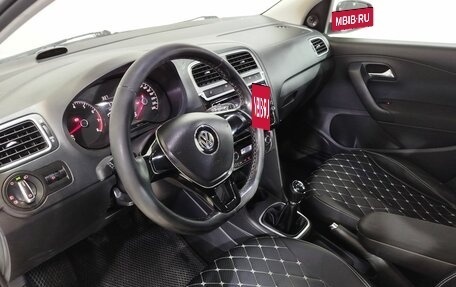 Volkswagen Polo VI (EU Market), 2017 год, 1 050 000 рублей, 19 фотография