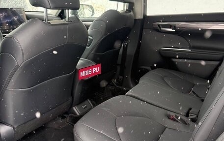 Toyota Highlander, 2025 год, 5 290 000 рублей, 31 фотография