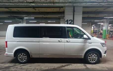 Volkswagen Caravelle T6 рестайлинг, 2018 год, 2 500 000 рублей, 4 фотография