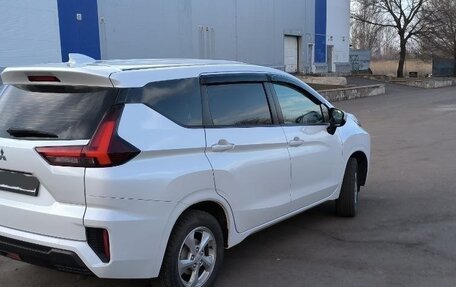 Mitsubishi Xpander, 2023 год, 2 300 000 рублей, 4 фотография