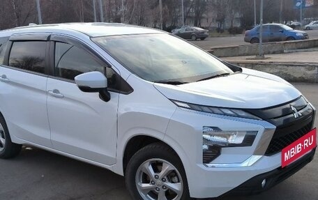 Mitsubishi Xpander, 2023 год, 2 300 000 рублей, 5 фотография