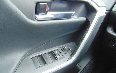 Toyota RAV4, 2024 год, 4 000 000 рублей, 20 фотография