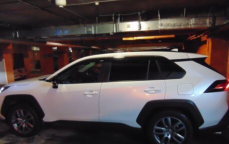 Toyota RAV4, 2024 год, 4 000 000 рублей, 12 фотография