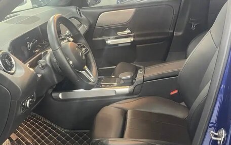 Mercedes-Benz GLB, 2021 год, 2 050 000 рублей, 10 фотография