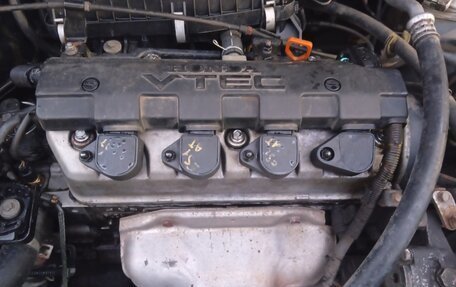 Honda Stream I рестайлинг, 2002 год, 675 000 рублей, 8 фотография