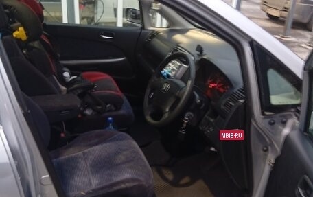 Honda Stream I рестайлинг, 2002 год, 675 000 рублей, 14 фотография