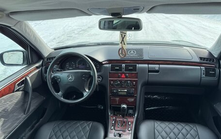 Mercedes-Benz E-Класс, 2000 год, 650 000 рублей, 12 фотография