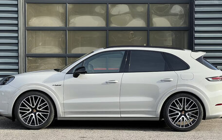 Porsche Cayenne III, 2026 год, 14 290 000 рублей, 2 фотография