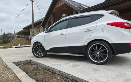 Hyundai ix35 I рестайлинг, 2014 год, 1 590 000 рублей, 2 фотография